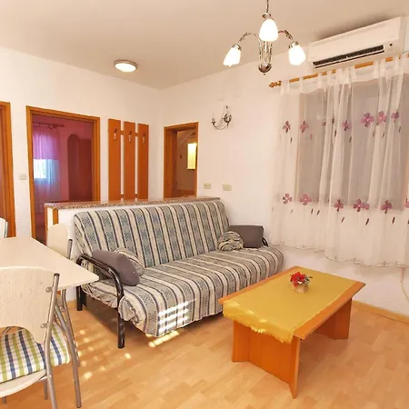 Fuer 5 Personen Ca 43 Qm In Cervar-porat, Istrien Istrische Riviera *