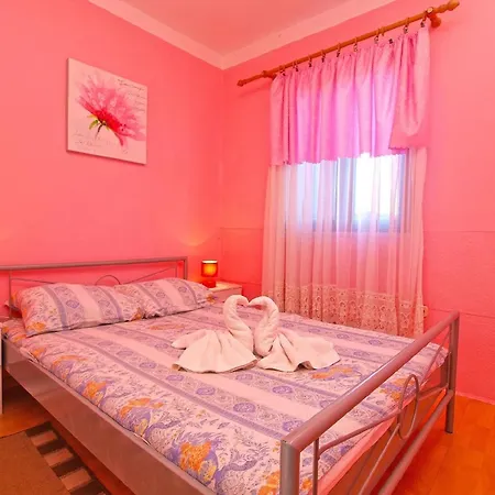Fuer 5 Personen Ca 43 Qm In Cervar-porat, Istrien Istrische Riviera Apartment Porec